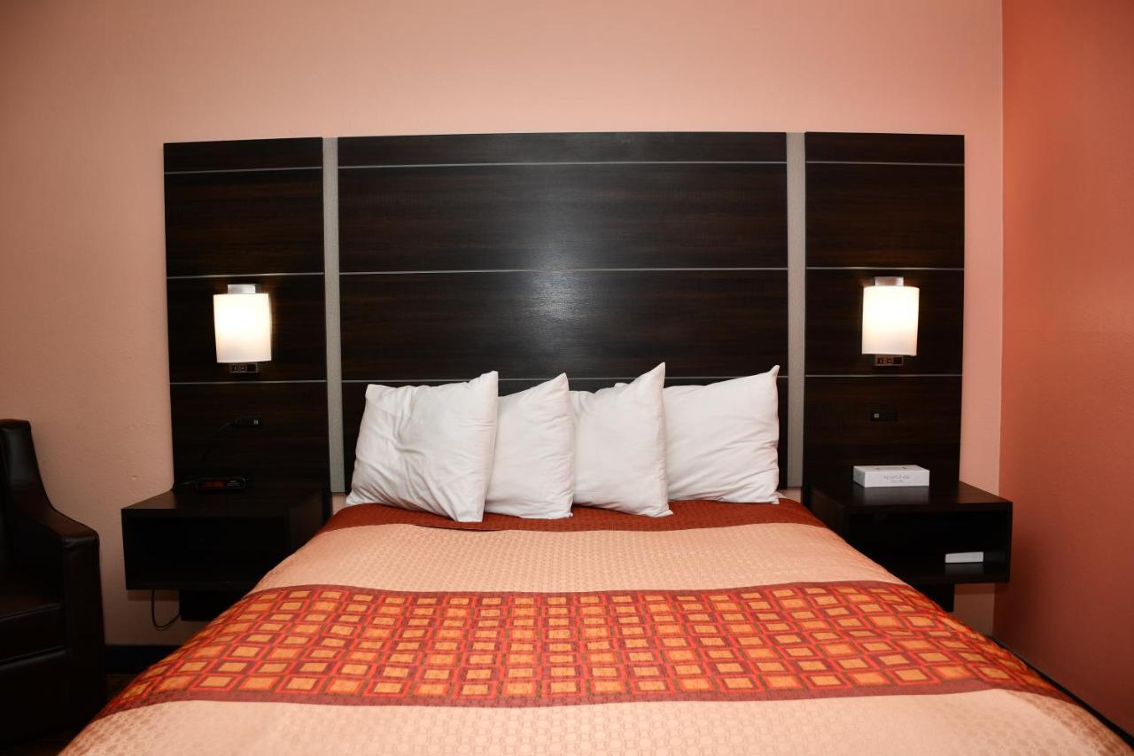 Regency Inn & Suites Faribault Kültér fotó