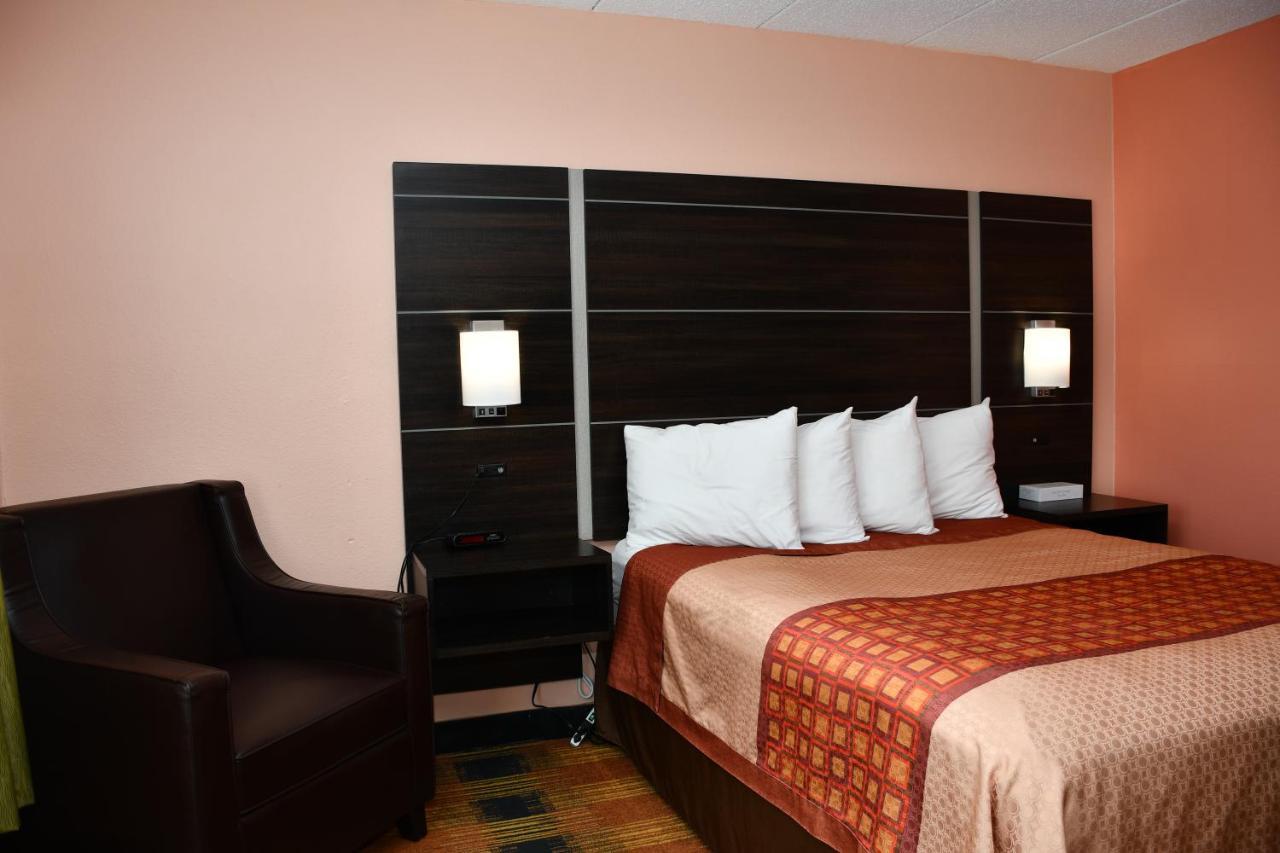 Regency Inn & Suites Faribault Kültér fotó